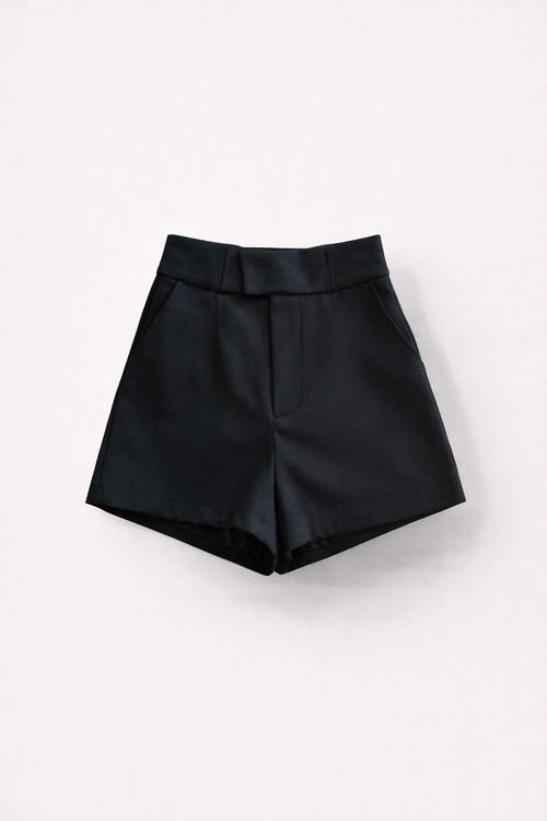 Ariana — Elegant Short