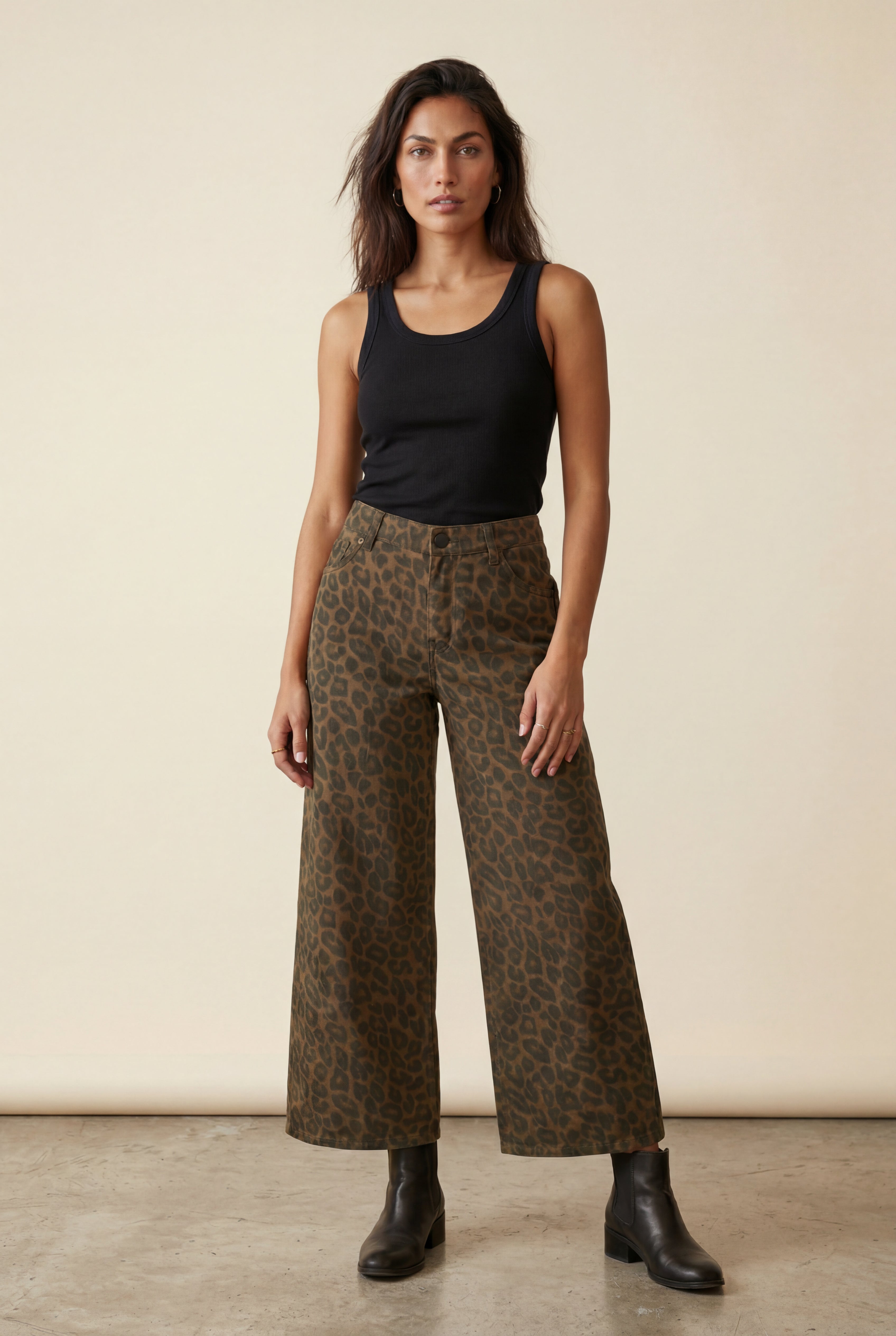 Lia | Olive Green Leopard Print Wide-leg High-waisted Trousers