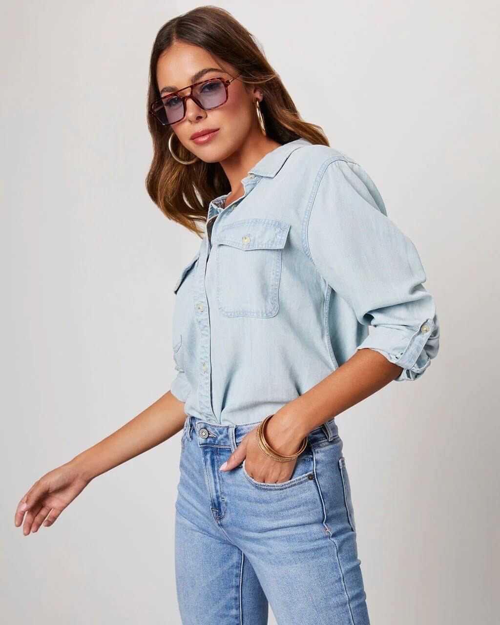 Deedee | Women's Button Pocket Long Sleeve Denim Shirt