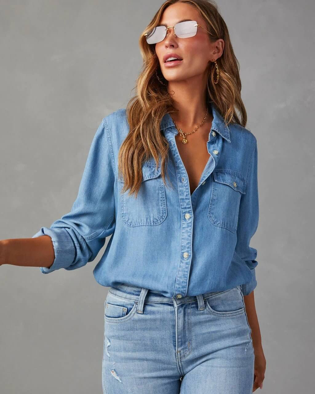 Deedee | Women's Button Pocket Long Sleeve Denim Shirt