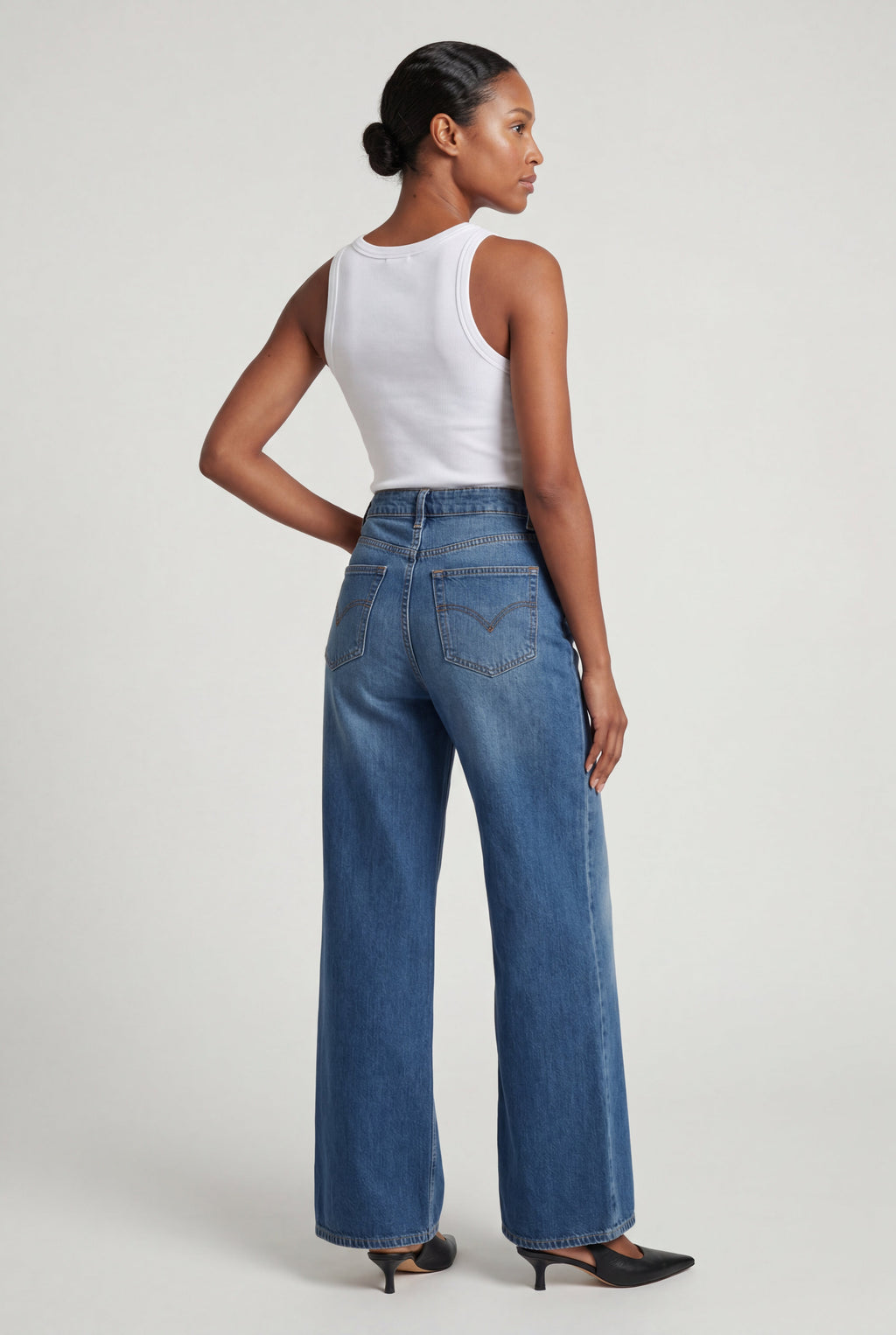 Lia | High-rise Wide Leg Vintage Jeans